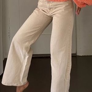 BDG High-Waisted Wide Leg Jean - Khaki